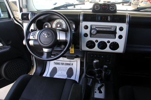 Used 2010 Toyota FJ Cruiser 4WD image 9