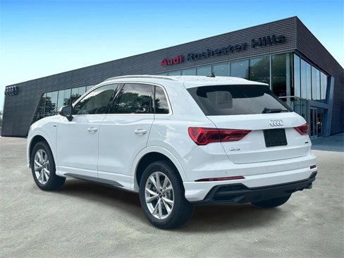 New 2025 Audi Q3 2.0T Premium image 3