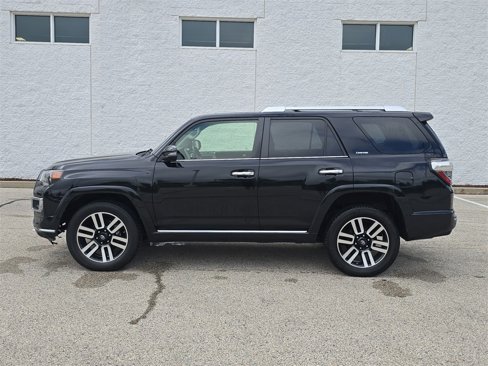 Used 2015 Toyota 4Runner Limited image 10