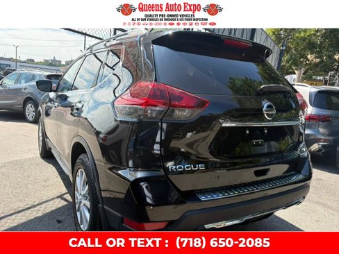 Used 2018 Nissan Rogue SV image 7