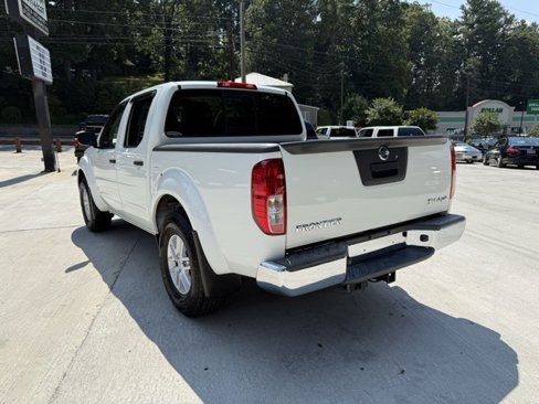 Used 2019 Nissan Frontier SV image 7
