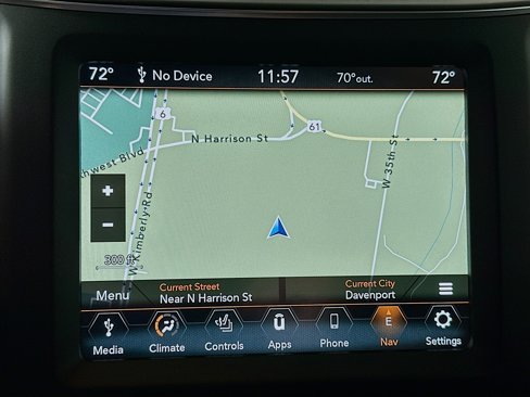 Used 2023 Jeep Cherokee Altitude Lux image 13