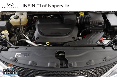 Used 2019 Chrysler Pacifica Touring-L Plus w/ Advanced Safetytec Group image 41