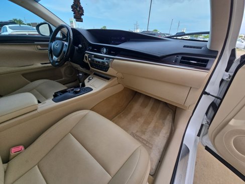 Used 2013 Lexus ES 350 image 31