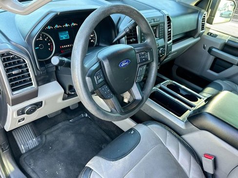 Used 2016 Ford F150 XLT image 9
