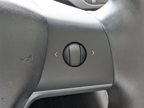 Used 2019 Tesla Model 3 Long Range image 27