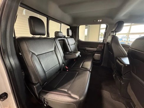 Used 2021 Ford F150 Lariat w/ Max Trailer Tow Package image 26
