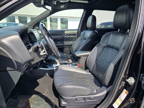 Used 2020 Mitsubishi Outlander GT image 24