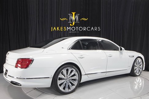 Used 2021 Bentley Flying Spur W12 image 10