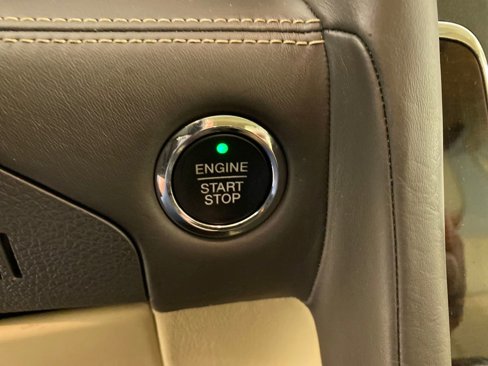 Used 2015 Lincoln Navigator 2WD w/ Equipment Group 101A Reserve image 19