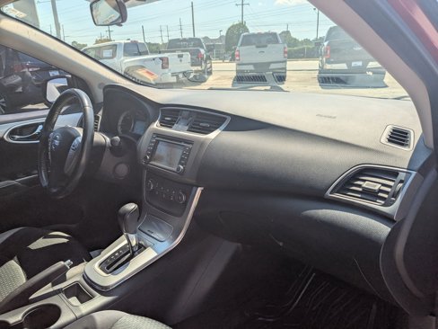 Used 2013 Nissan Sentra SR w/ Driver Pkg image 32