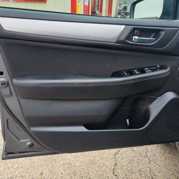 Used 2018 Subaru Outback 2.5i Premium image 7