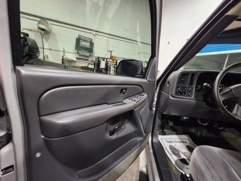 Used 2004 GMC Sierra 1500 SLE w/ Light Duty Power Package image 27