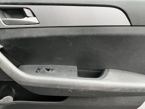 Used 2019 Hyundai Sonata SE image 41