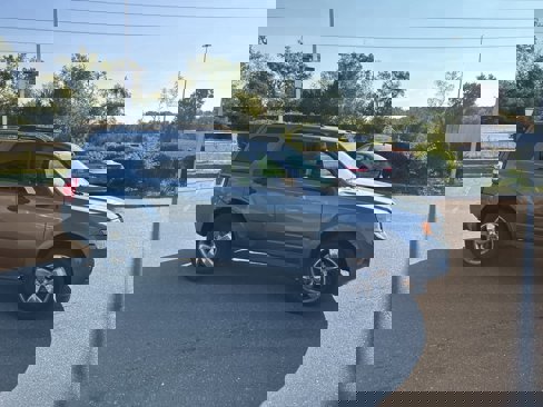 Used 2010 Ford Escape XLT image 10