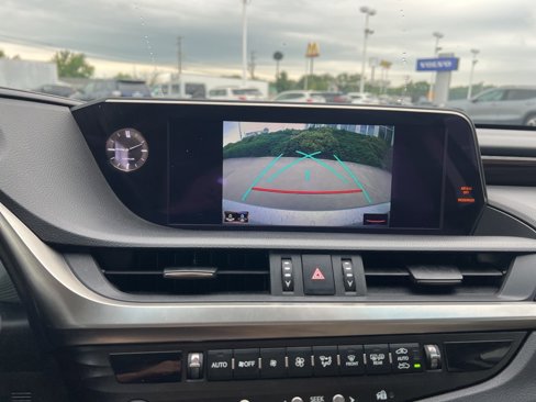 Used 2020 Lexus ES 350 w/ Premium Package image 21