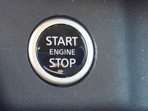 Used 2023 Nissan Rogue SV image 6