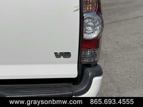 Used 2013 Toyota Tacoma 4x4 Double Cab w/ TRD Sport Pkg image 43