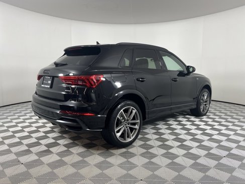 Certified 2022 Audi Q3 2.0T Premium Plus w/ Premium Plus Package image 7
