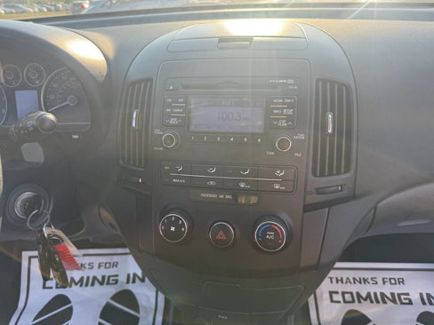 Used 2011 Hyundai Elantra w/ Popular Equipment Pkg 2 image 24
