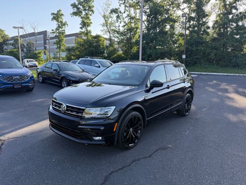 Used 2020 Volkswagen Tiguan SE R-Line w/ 3rd Row Seat Package image 3
