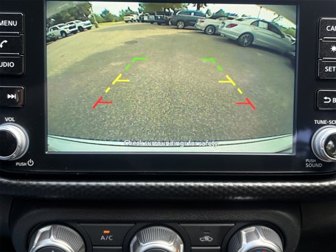 Certified 2024 Nissan Kicks SV image 3
