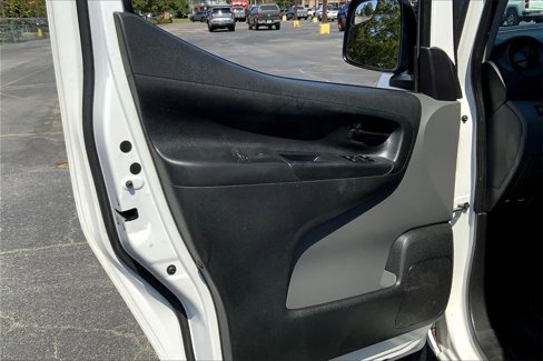Used 2017 Nissan NV200 S image 23