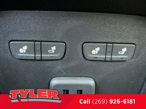 Used 2019 Chevrolet Equinox Premier image 46