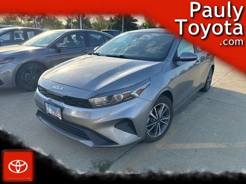 Used 2022 Kia Forte LXS image 1