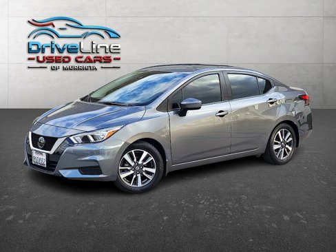 Used 2020 Nissan Versa SV image 9