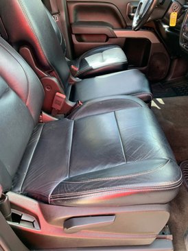 Used 2017 Chevrolet Silverado 1500 LT w/ LT Convenience Package image 12