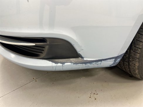 Used 2013 Chrysler 200 LX image 28