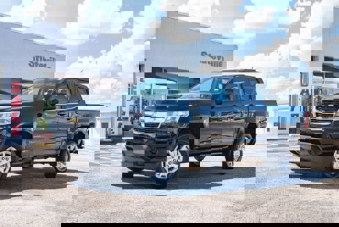 Used 2019 Chevrolet Colorado LT image 1