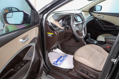 Used 2017 Hyundai Santa Fe Sport image 3