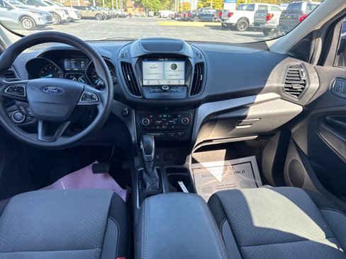Used 2019 Ford Escape SE image 18