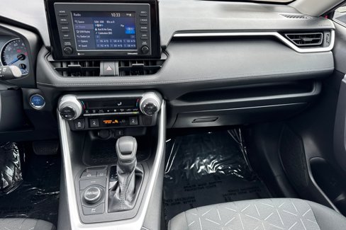 Used 2021 Toyota RAV4 XLE image 28
