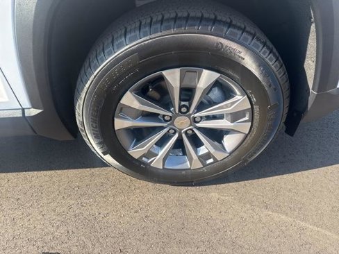 New 2026 Chevrolet Equinox LT w/ Convenience Package II image 30