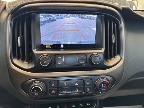 Used 2022 Chevrolet Colorado Z71 image 24
