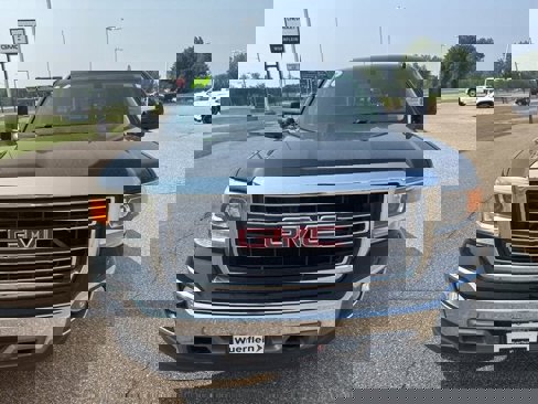 Used 2015 GMC Sierra 1500 SLT w/ SLT Crew Cab Value Package image 8