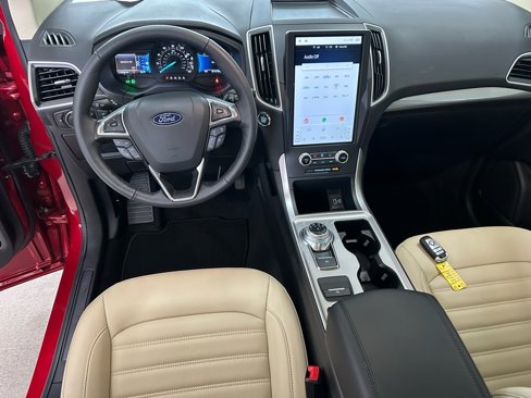 Used 2024 Ford Edge SEL w/ Convenience Package image 26