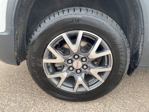 Used 2023 GMC Acadia SLT image 46