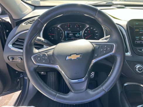 Used 2016 Chevrolet Malibu LT image 16