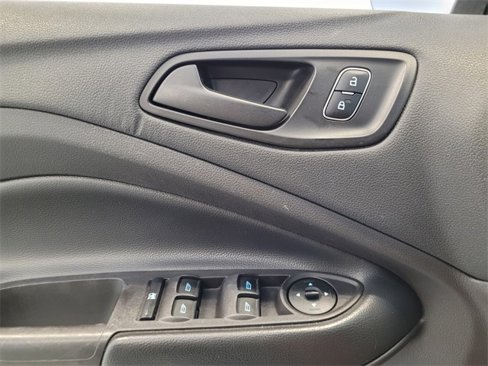 Used 2019 Ford Escape S image 23
