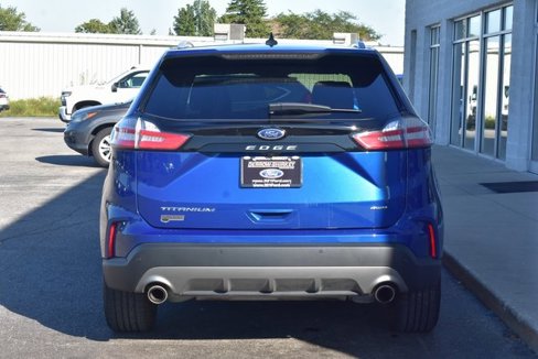 Used 2022 Ford Edge Titanium image 5