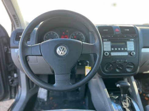 Used 2009 Volkswagen Jetta S image 10
