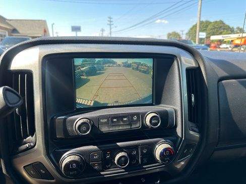Used 2019 Chevrolet Silverado 2500 LT w/ Texas Edition image 15