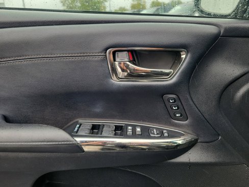Used 2014 Toyota Avalon XLE image 17