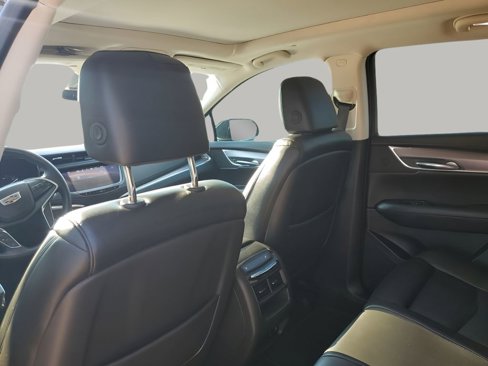Used 2017 Cadillac XT5 Premium Luxury image 16