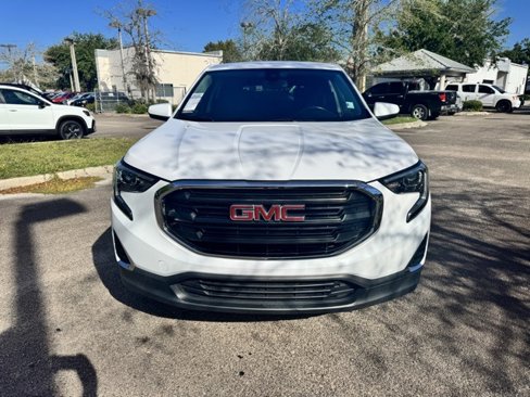Used 2020 GMC Terrain SLE image 2