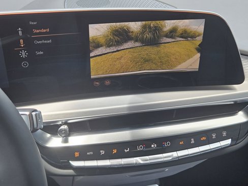 New 2025 Cadillac Lyriq Luxury image 20